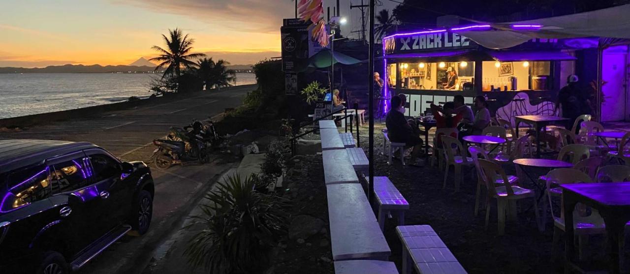 Happy Island Inn Virac 外观 照片