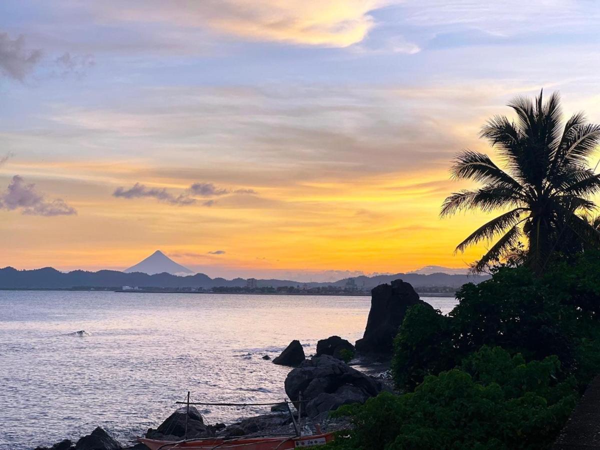 Happy Island Inn Virac 外观 照片